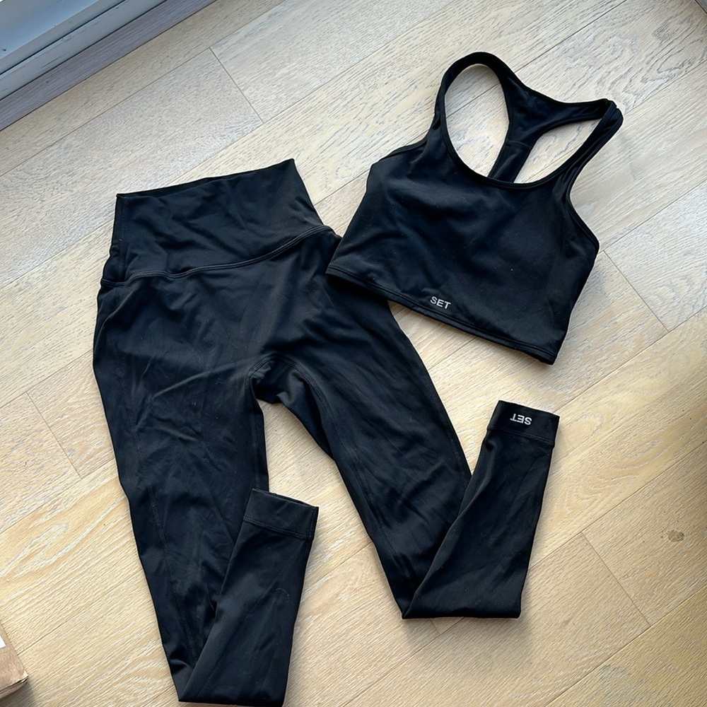 Lightly used! SET active sport body onyx leggings in size XS